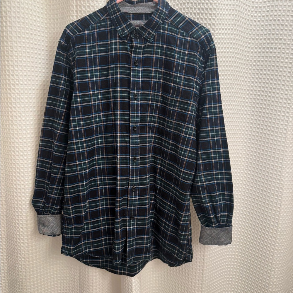 Johnston & Murphy Black and Blue Casual Button Down Shirt